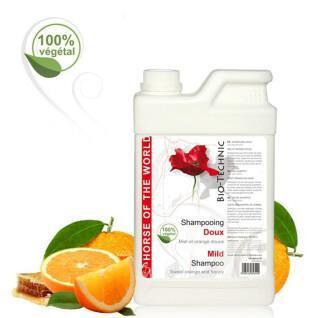 Technical organic shampoo for horses Horse Of The World 1 l
